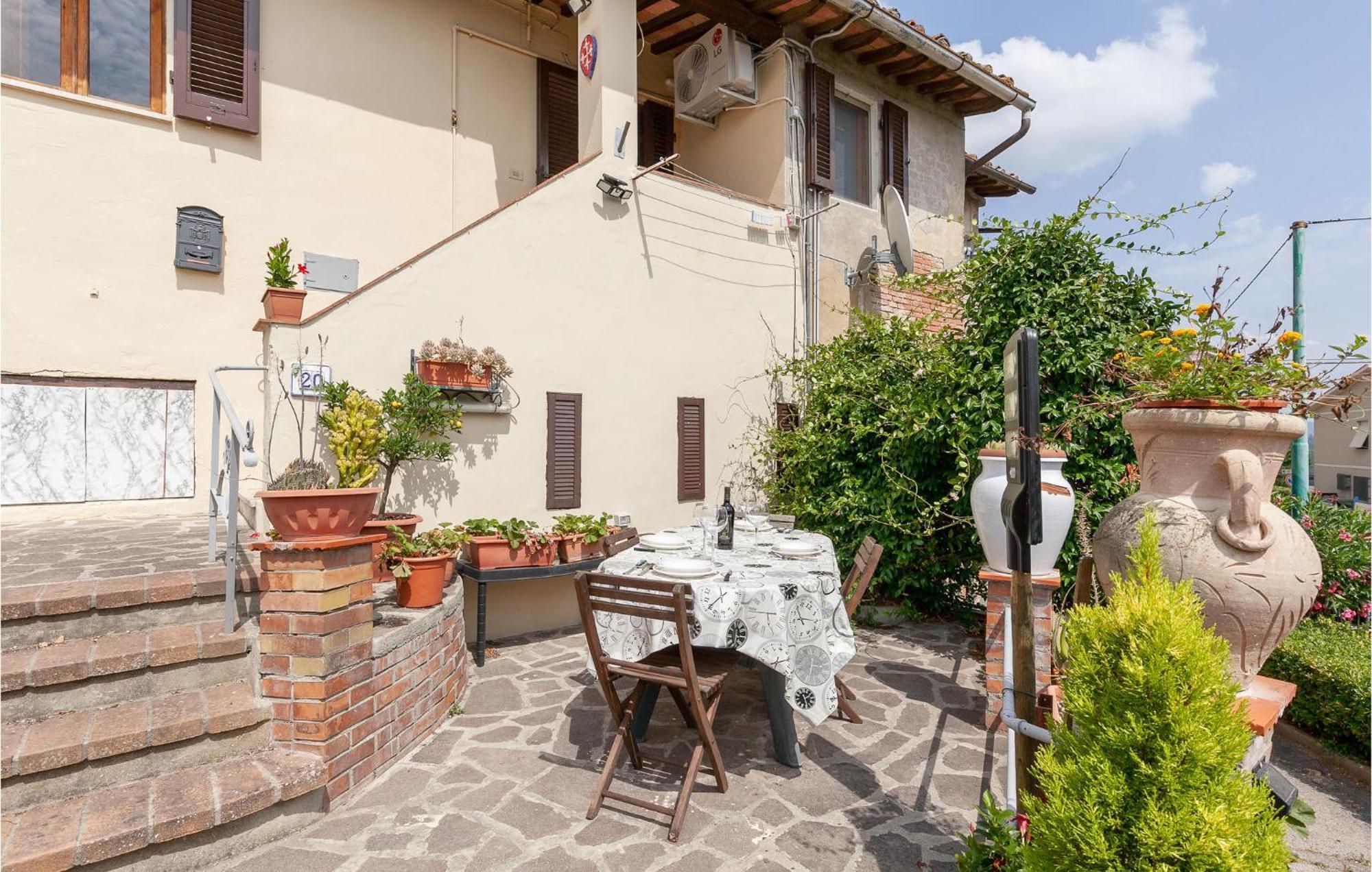 Awesome Home In Montefoscoli With Wifi Экстерьер фото